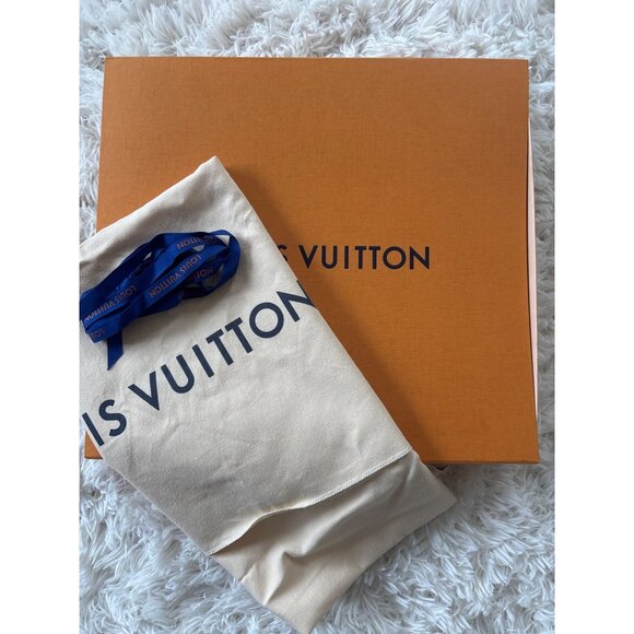 Louis Vuitton Gift Box With Dust Bag & Ribbon Authentic Large - Picture 3 of 16